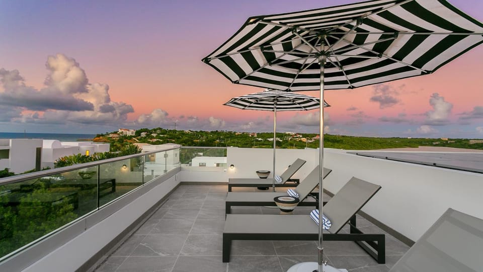 Patio, View (from property/room), Balcony/Terrace, Sea view