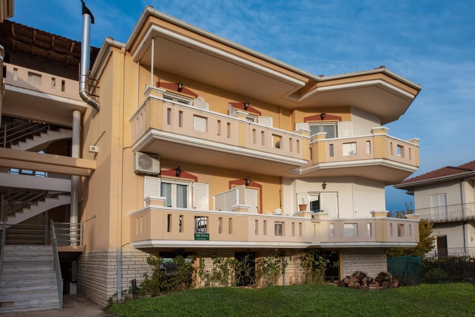 Alfa House Apartment in Peloponnese, Western Greece and the Ionian