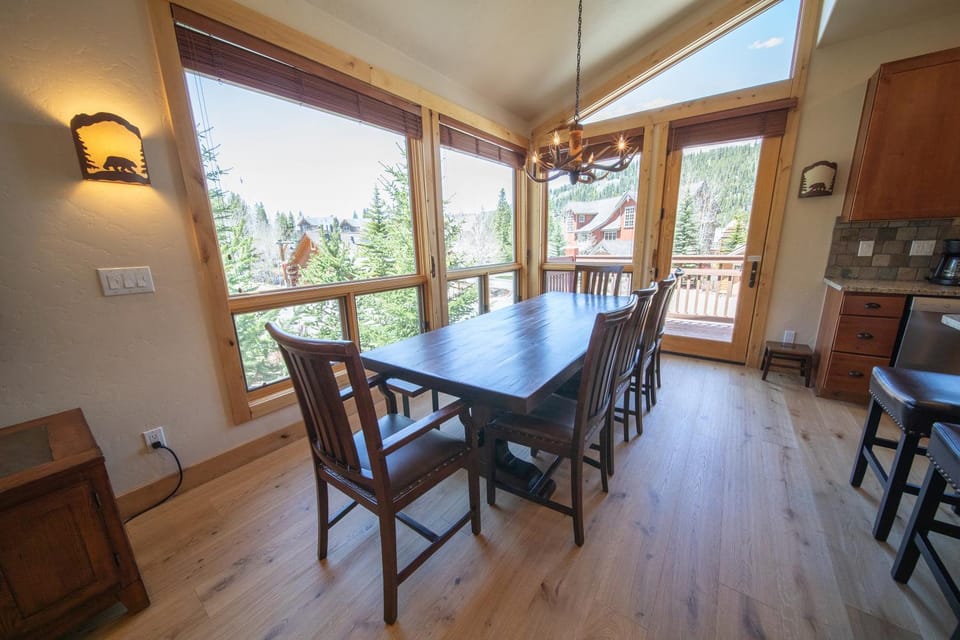Settlers Creek 6511 by SummitCove Lodging in Colorado House in Keystone