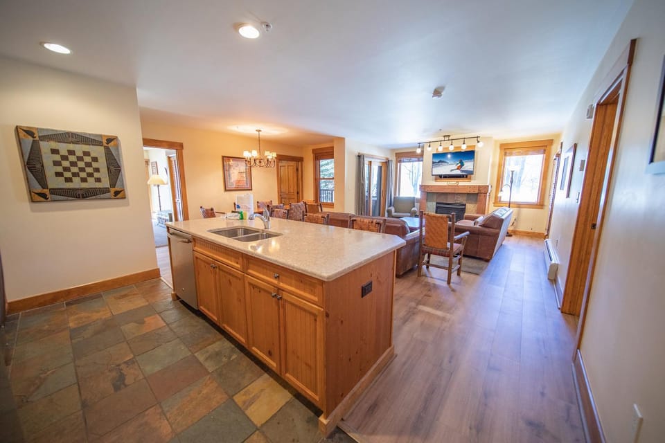 Springs 8819 by SummitCove Lodging in Colorado House in Keystone