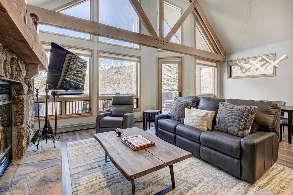 3BR Ski-In Beaver Creek Retreat, Fully Renovated! House in Beaver Creek