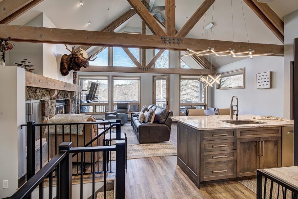 3BR Ski-In Beaver Creek Retreat, Fully Renovated! House in Beaver Creek