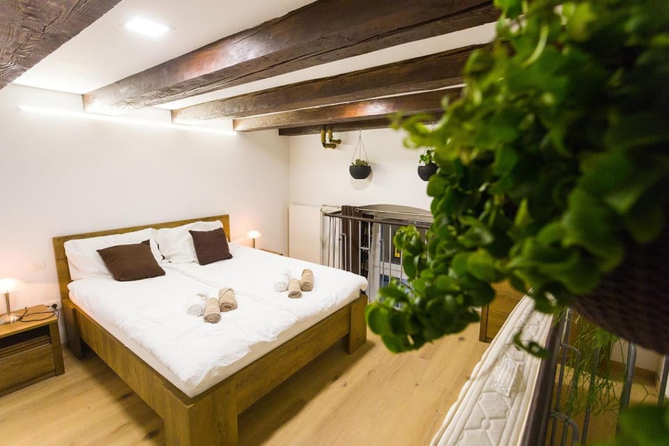Sweet getaway apartment - central & parking Apartment in Ljubljana