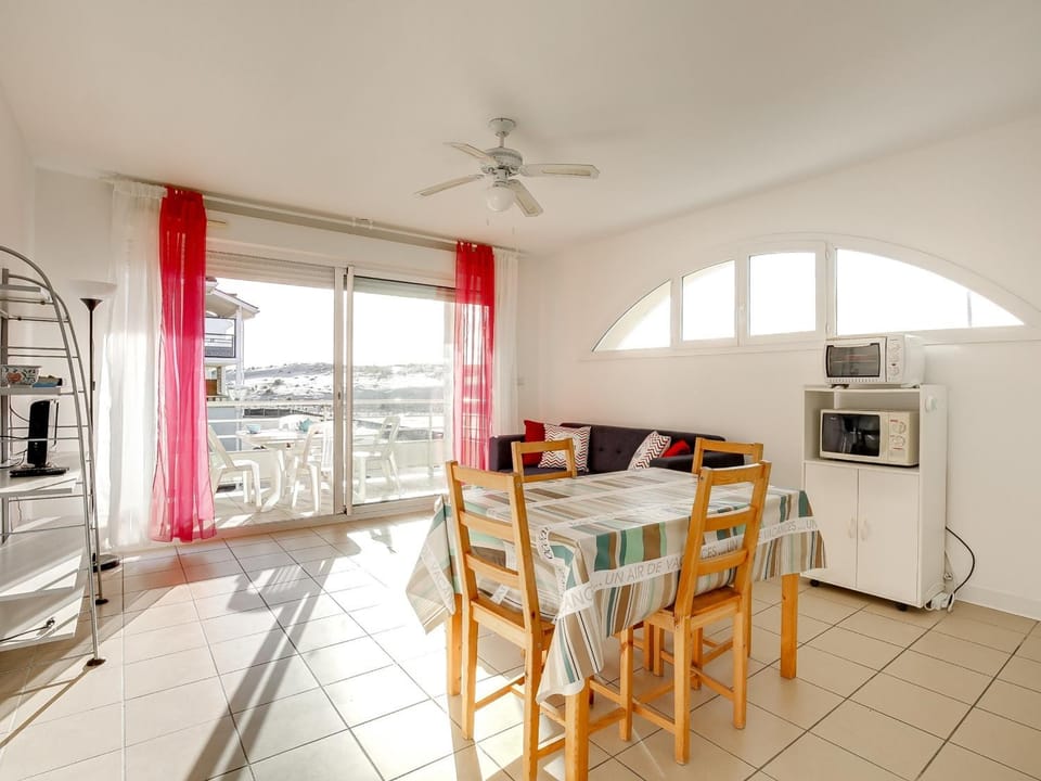 Bel appartement T3 à 50m de la plage, balcon, parking, pour 4 - FR-1-521-14 Apartment in Biscarrosse