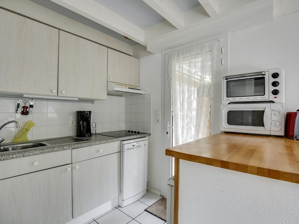 Maison 4 pers. avec jardin clos, proche plage et centre, quartier calme - FR-1-521-24 House in Biscarrosse