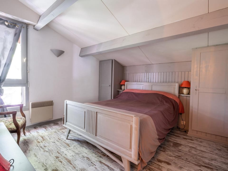 Maison T3, jardinet clos, proche lac de Biscarrosse, 4/5 pers, au calme et parking inclus House in Sanguinet