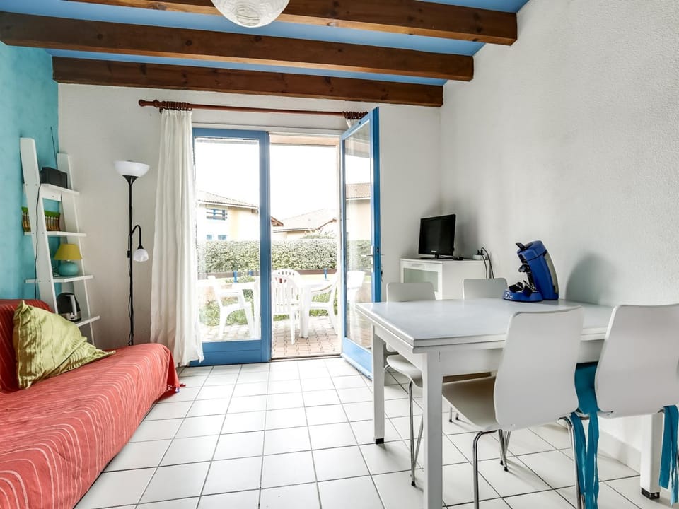 Maison T3, 4 pers, à 300m plages, parking privé - FR-1-521-56 House in Biscarrosse