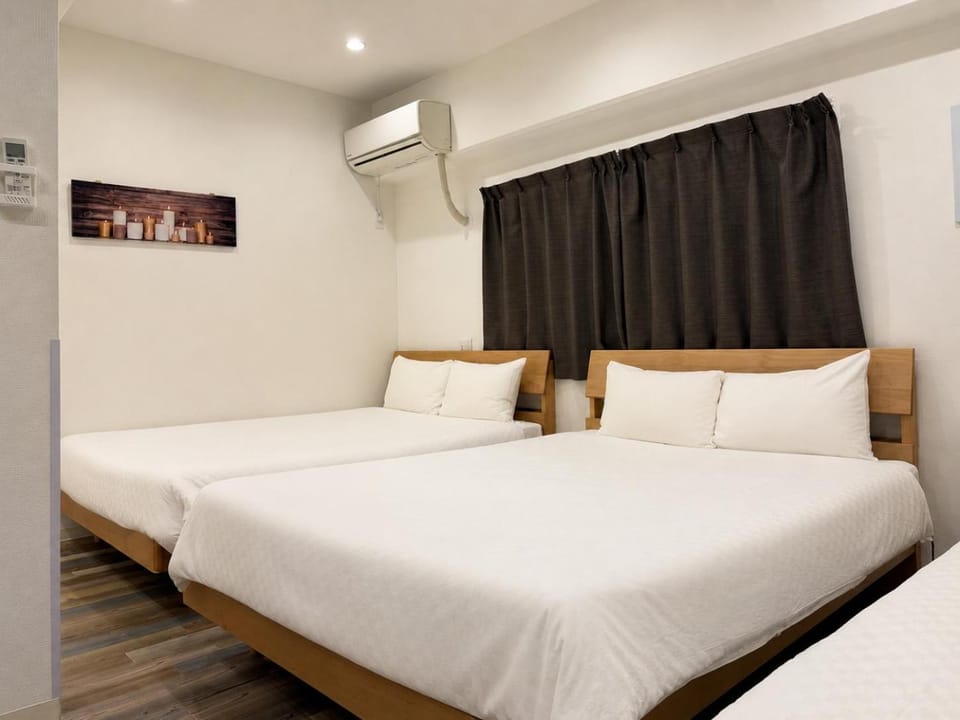 Bed, Bedroom, air conditioner