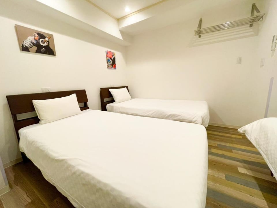 Bed, Bedroom, air conditioner
