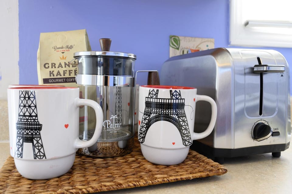 Coffee/tea facilities