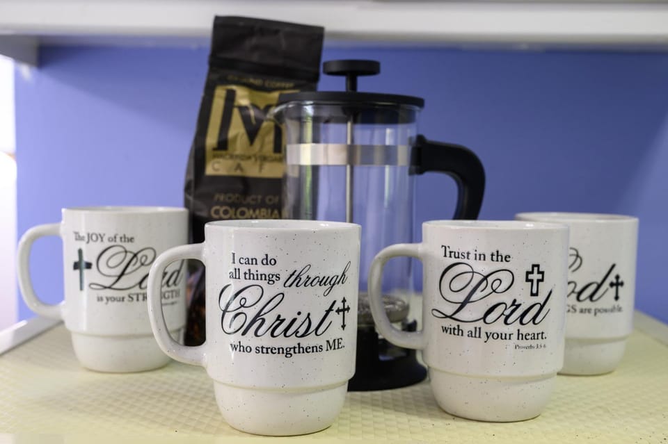 Coffee/tea facilities