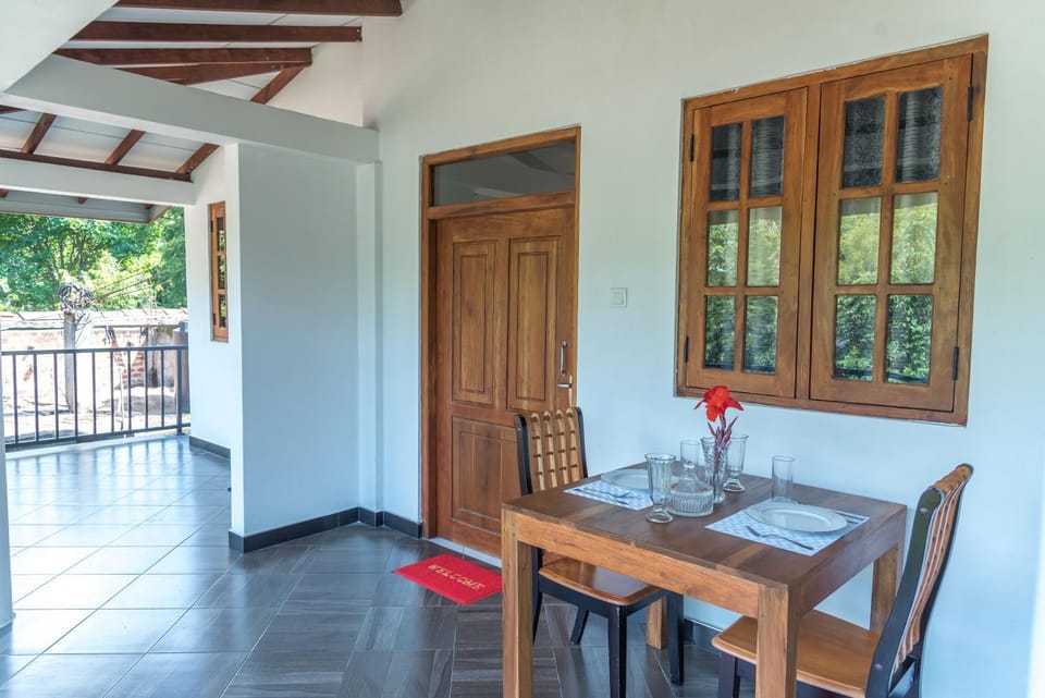 Balcony/Terrace, Dining area