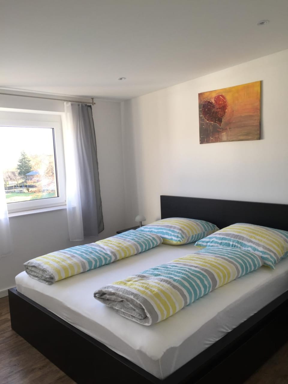 Ferienwohnung Südpfalz mit Balkon & Weinbergblick - Valley SÜW Apartment in Rhineland-Palatinate