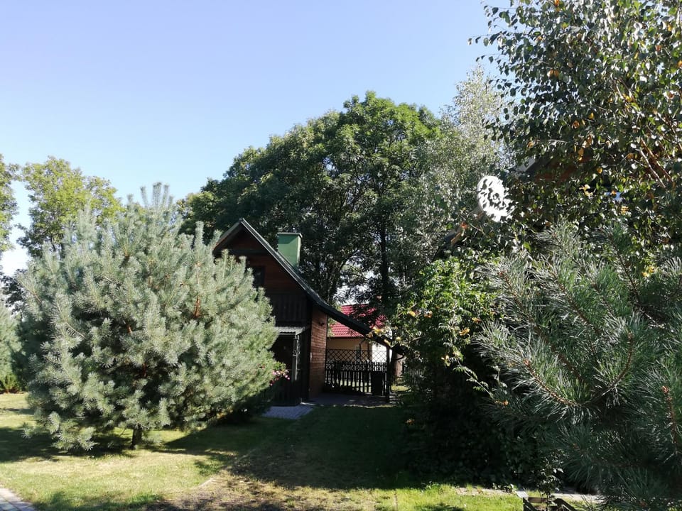 Sosnowa Oaza House in Poland