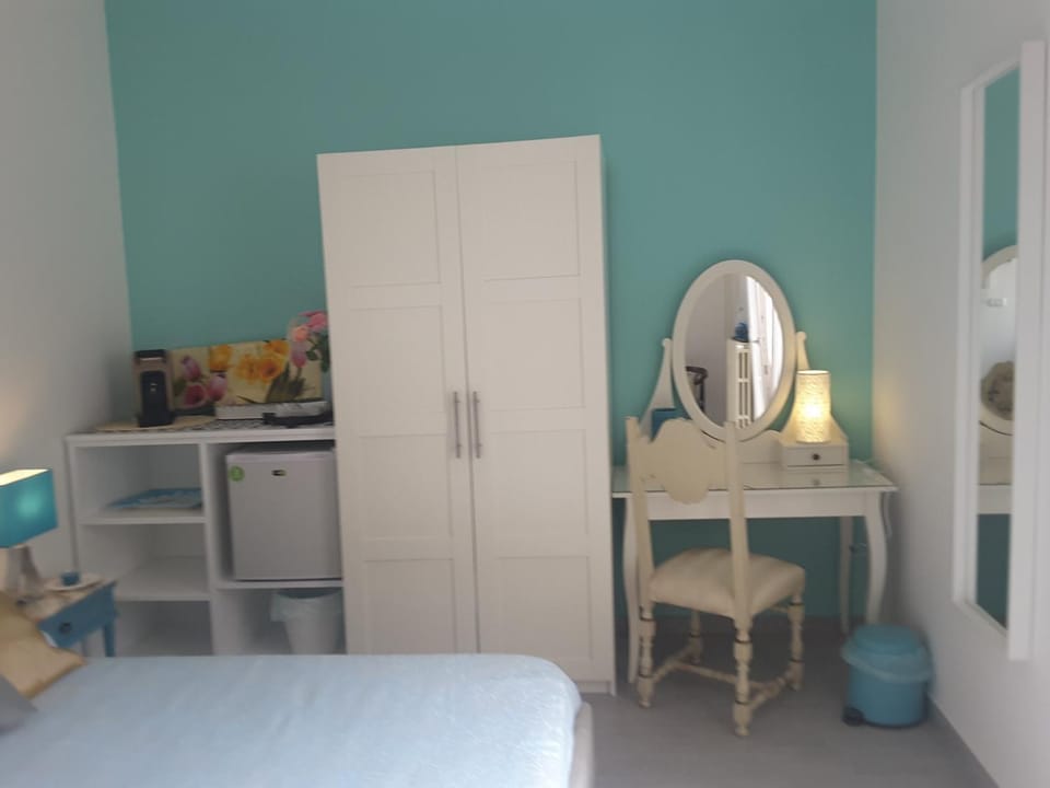 Coffee/tea facilities, Bedroom
