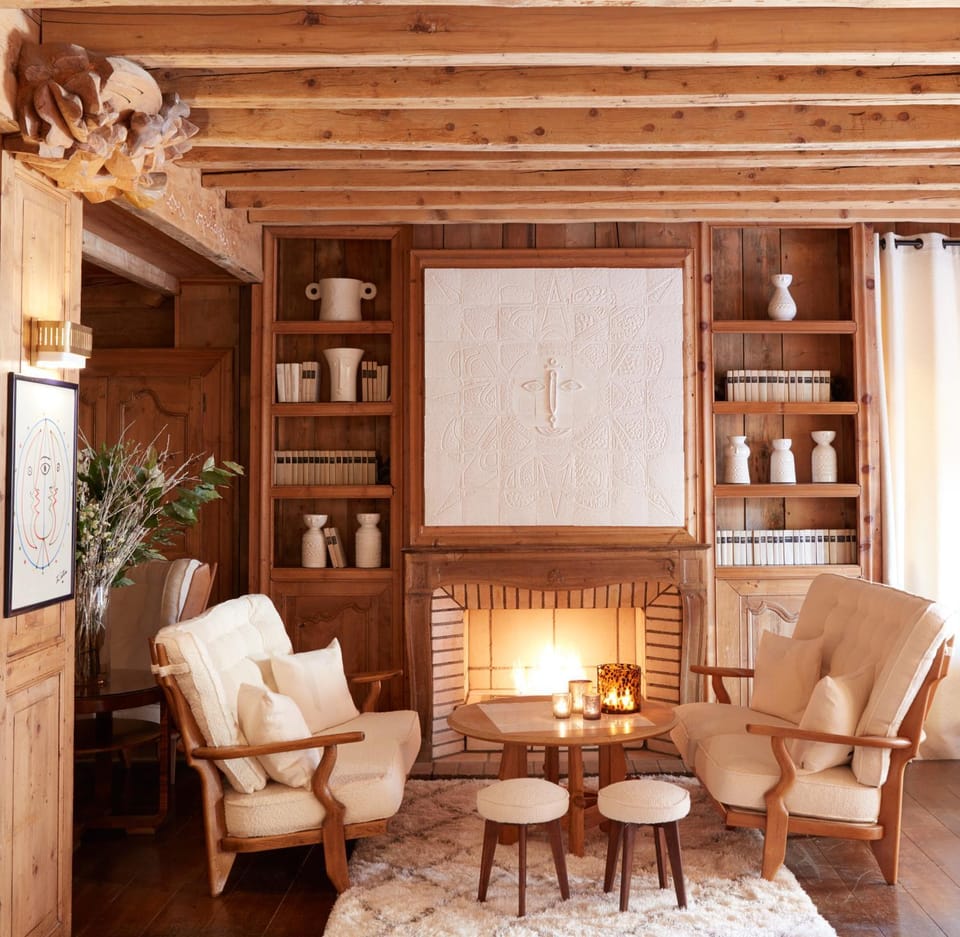 Living room, Lounge or bar