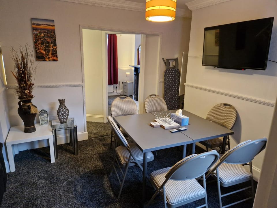 Grange Villa Amethyst 3 Bed House near Chester le Street, sleeps 6 Guests House in England