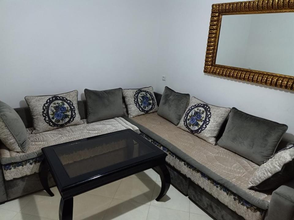 Residence Oulad Touimi appartemen 1 ! 3 min la plage Apartment in Tangier-Tétouan-Al Hoceima