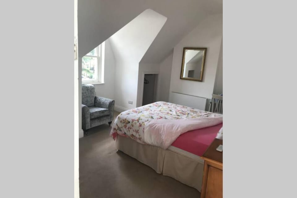 Soofi House Bed and Breakfast in Sheffield