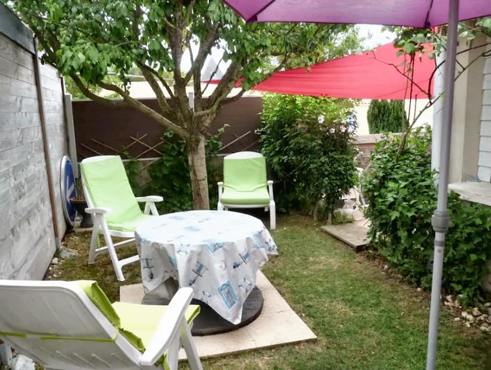 Maison charmante à La Rochelle avec jardin House in La Rochelle
