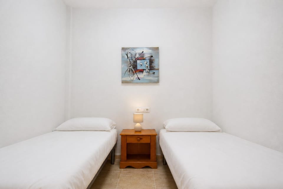Apartamento cerca playa y centro ref 305 Apartment in Alt Empordà