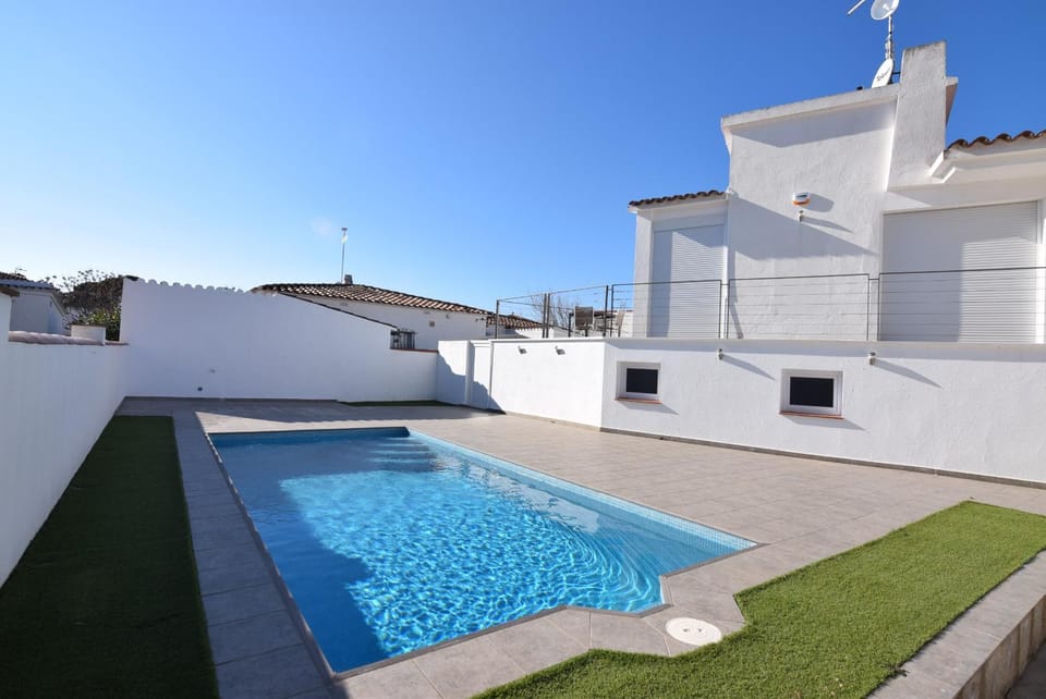 casa con piscina privada y cerca playa ref 382 House in Alt Empordà