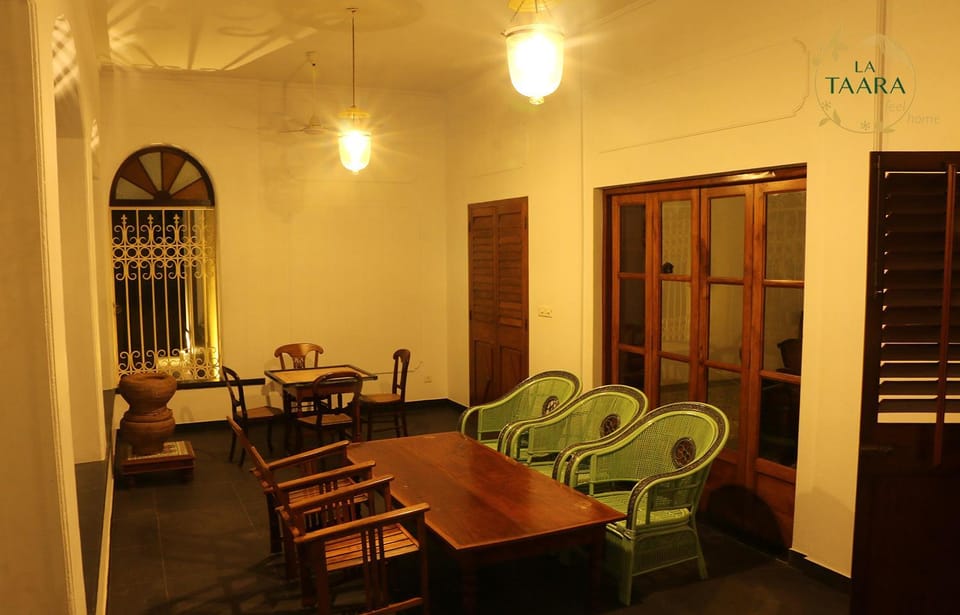 Seating area