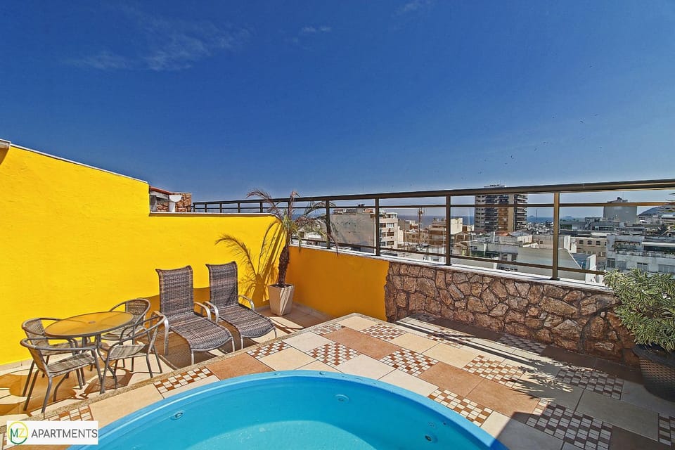 Lovely duplex penthouse with private pool Apartment in Rio de Janeiro