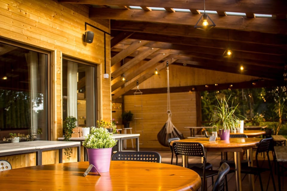 Restaurant/places to eat
