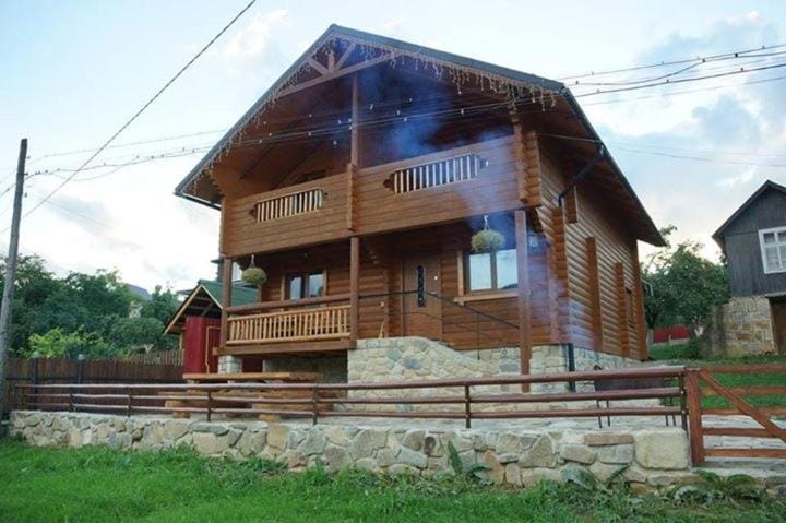Eco Sadyba Familia Chalet in Ukraine