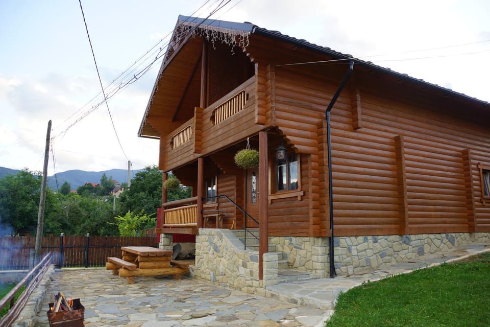Eco Sadyba Familia Chalet in Ukraine