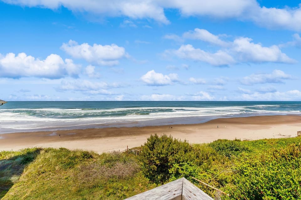 Lincoln Beach Dream House in Lincoln Beach