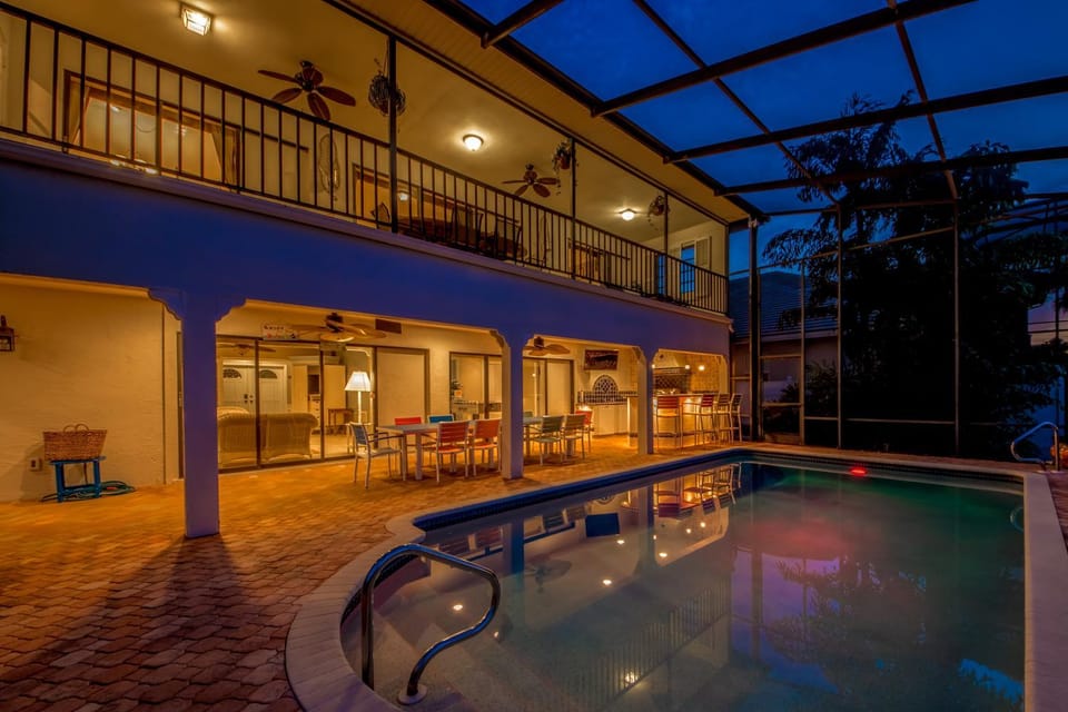 Two Story Villa in Coral Harbour, Heated Pool and Spa - Villa Aarte - Roelens Vacations House in Cape Coral