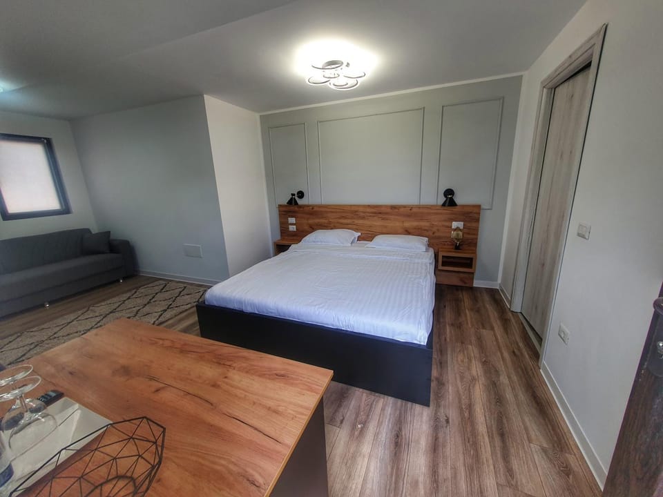 Bed, Photo of the whole room, Bedroom, wardrobe