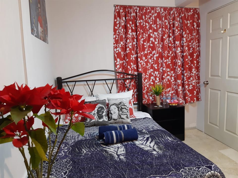 Bed, Photo of the whole room
