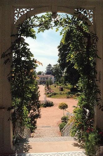 Day, Garden