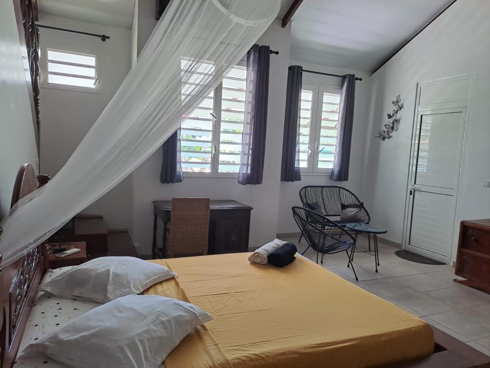 Logement F2 de 100 m carré House in Arrondissement of Cayenne, French Guiana