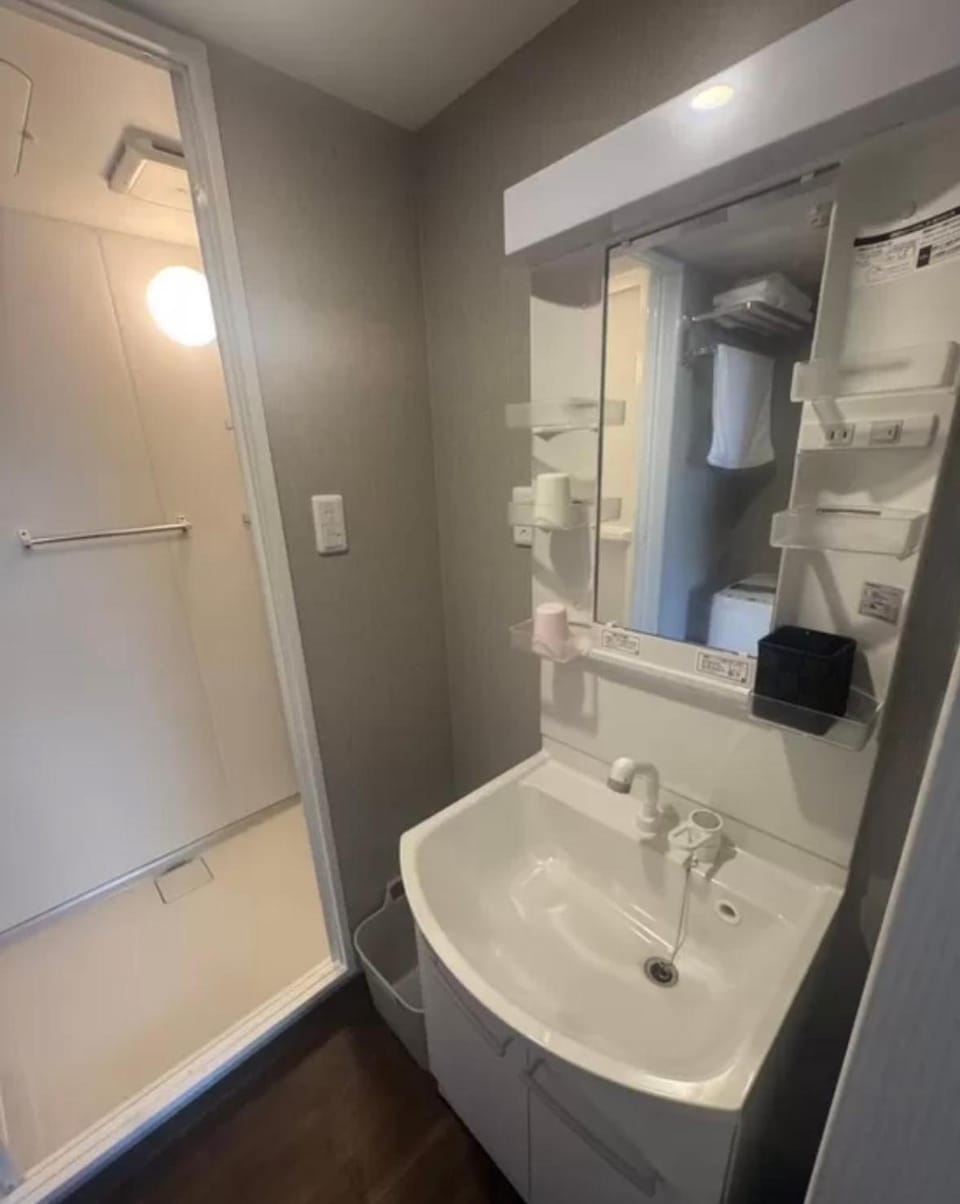 玉出1F4F wifi付 玉出駅から徒歩2分 地下鉄難波迄8分 Apartment in Osaka