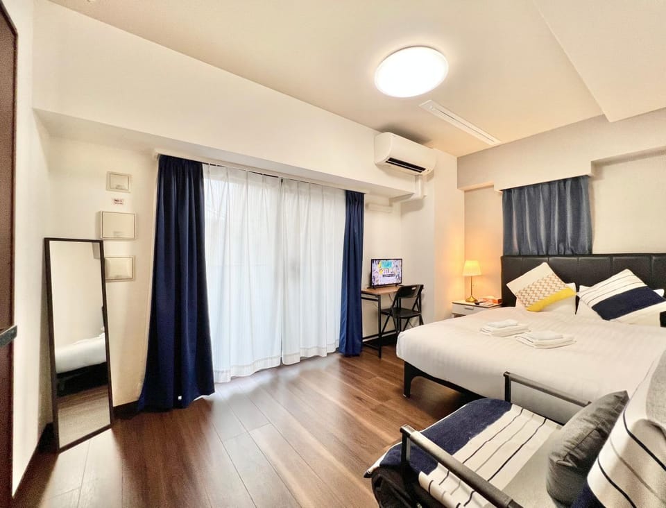 Bed, Photo of the whole room, Bedroom, air conditioner