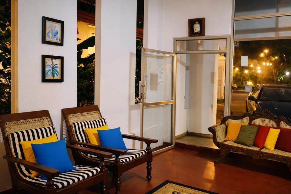 Seating area