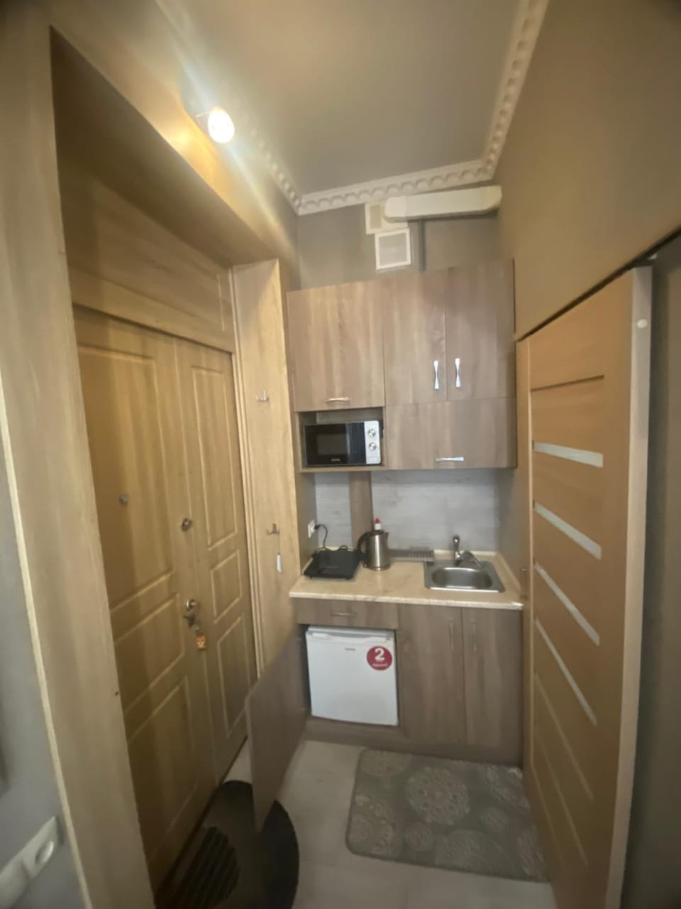 Kitchen or kitchenette, stove