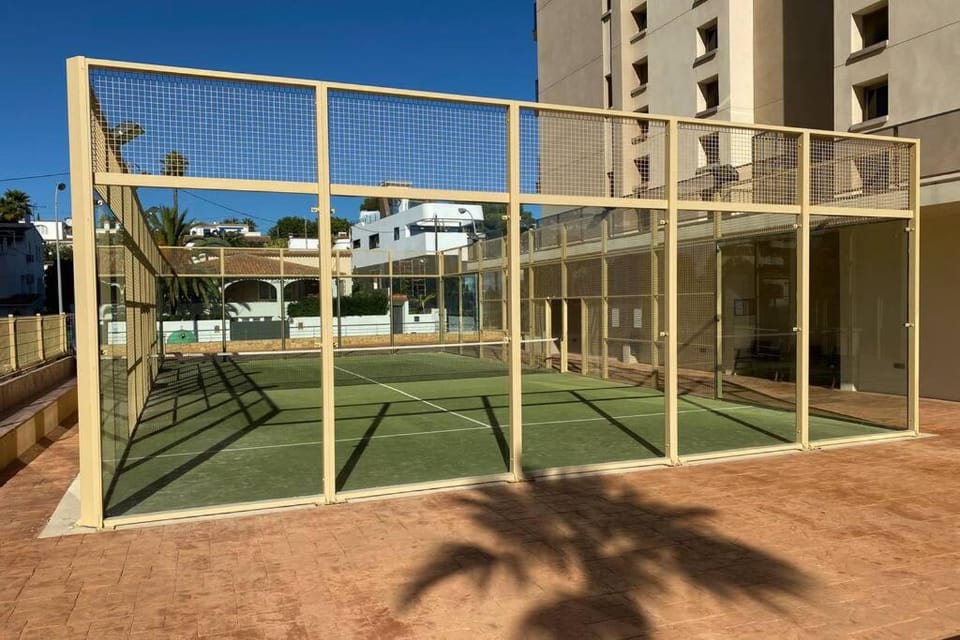 Tennis court