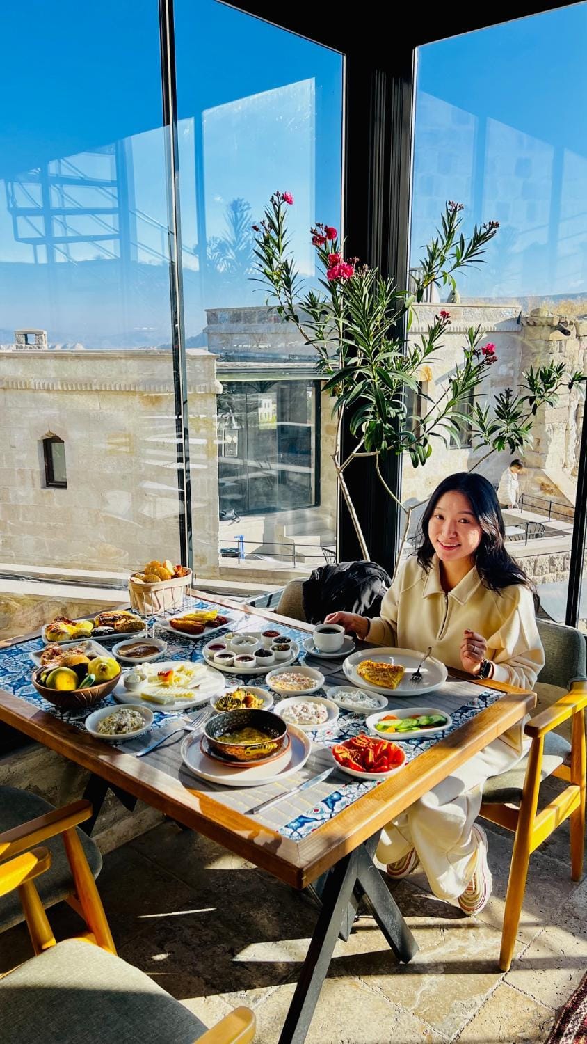 Restaurant/places to eat, Food and drinks