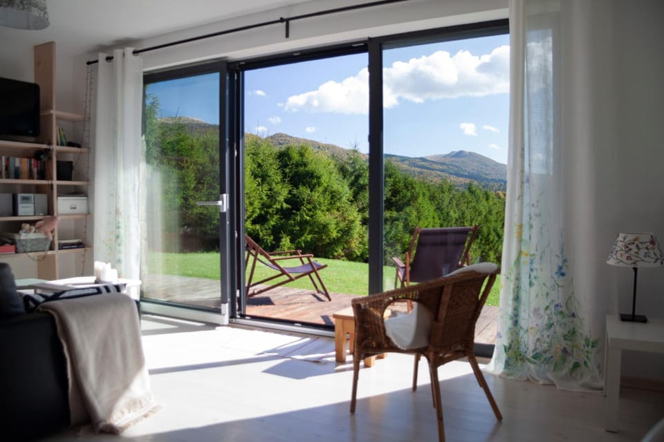 View (from property/room), Balcony/Terrace, Living room, Seating area