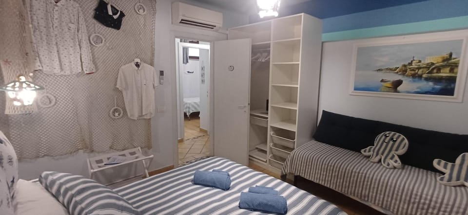 Bed, Photo of the whole room, Bedroom, towels, wardrobe, air conditioner