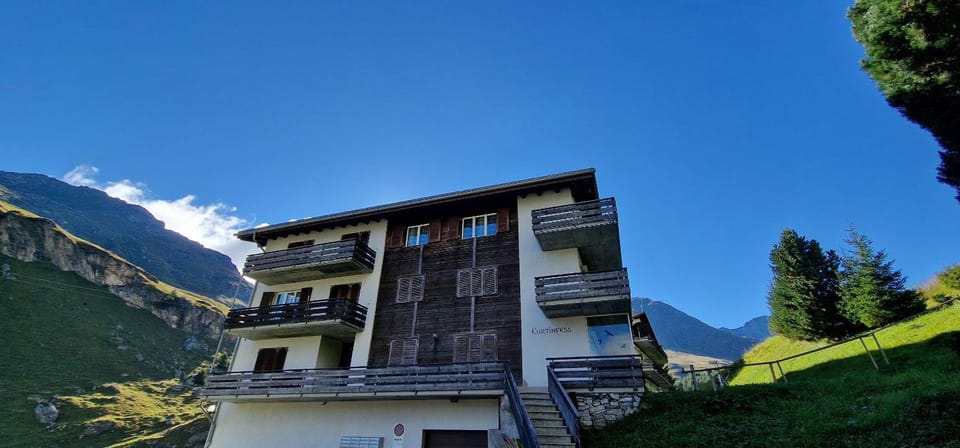 Property building, Mountain view