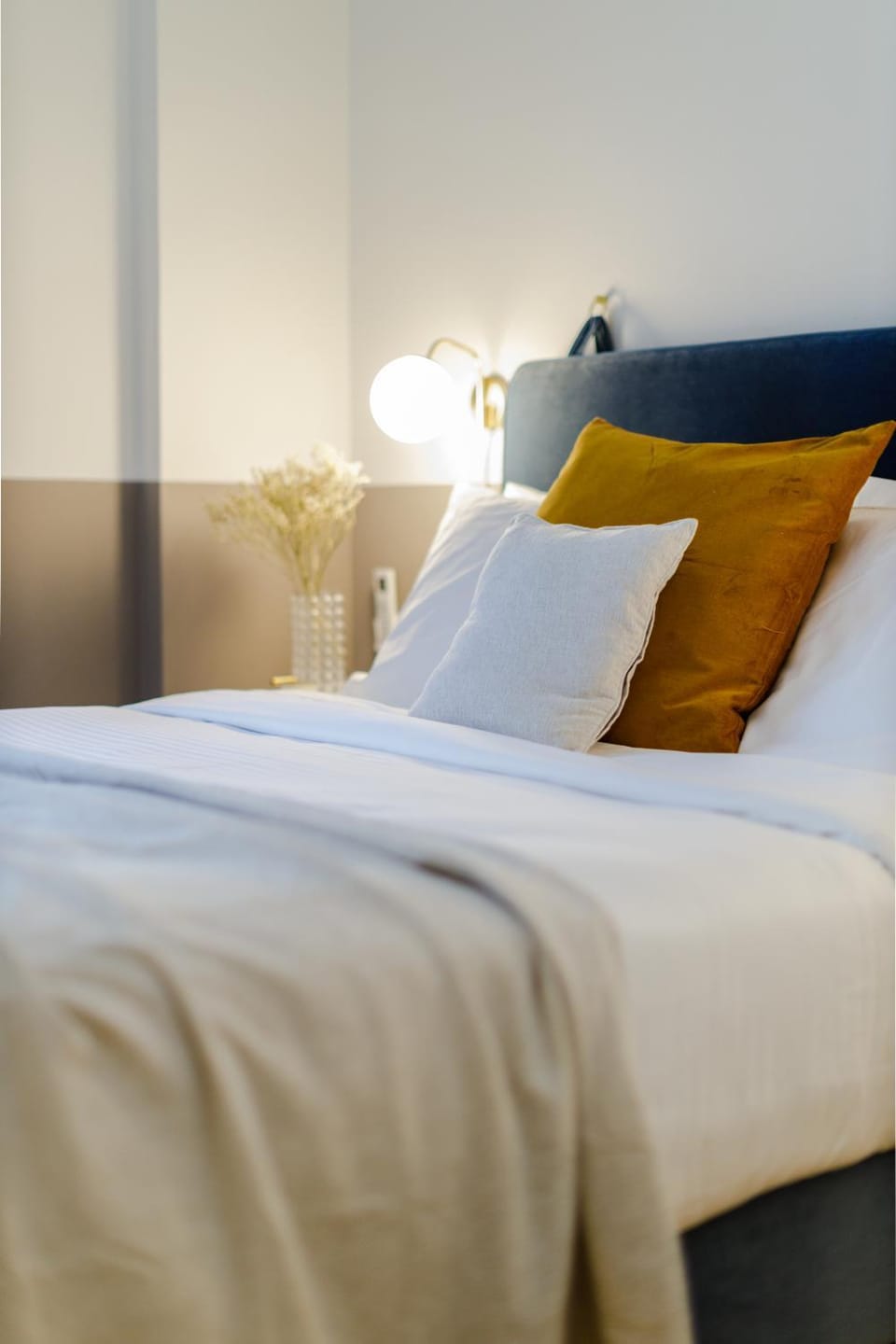 Bed, Bedroom
