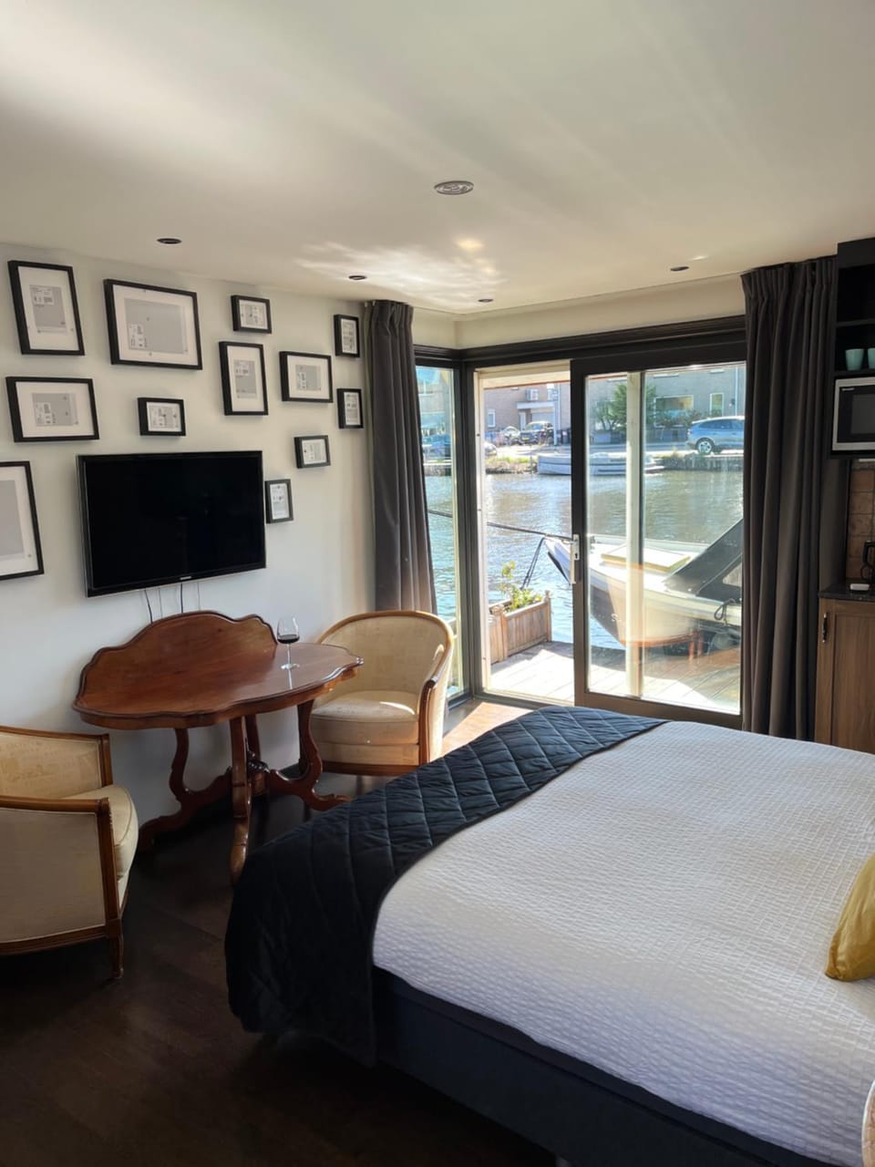 Morpheus Bed and Breakfast in Amsterdam