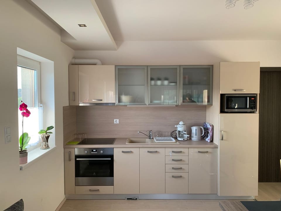 Orchidea Apartmanház Egerszalók Apartment in Slovakia