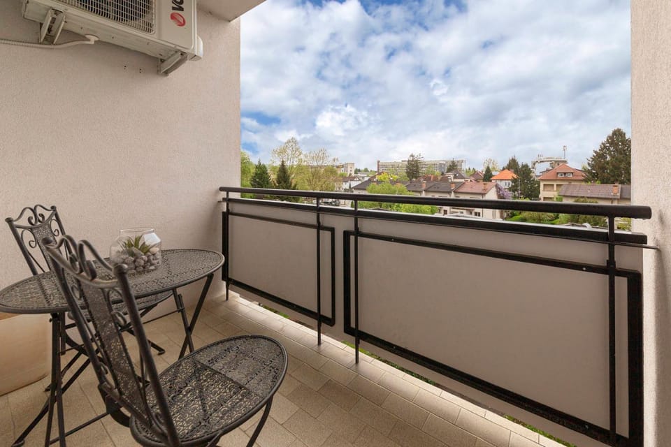 Day, Balcony/Terrace